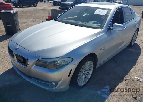 2012 BMW 535I xDrive z USA, uszkodzony, nr VIN WBAFU7C51CDU60163